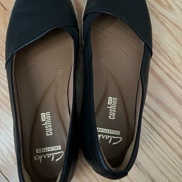 Clark’s ballerina flats - Picture 2 of 3